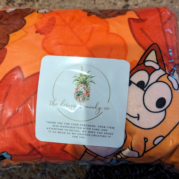 Bluey Designer Minky Blanket - Picture 4 of 4